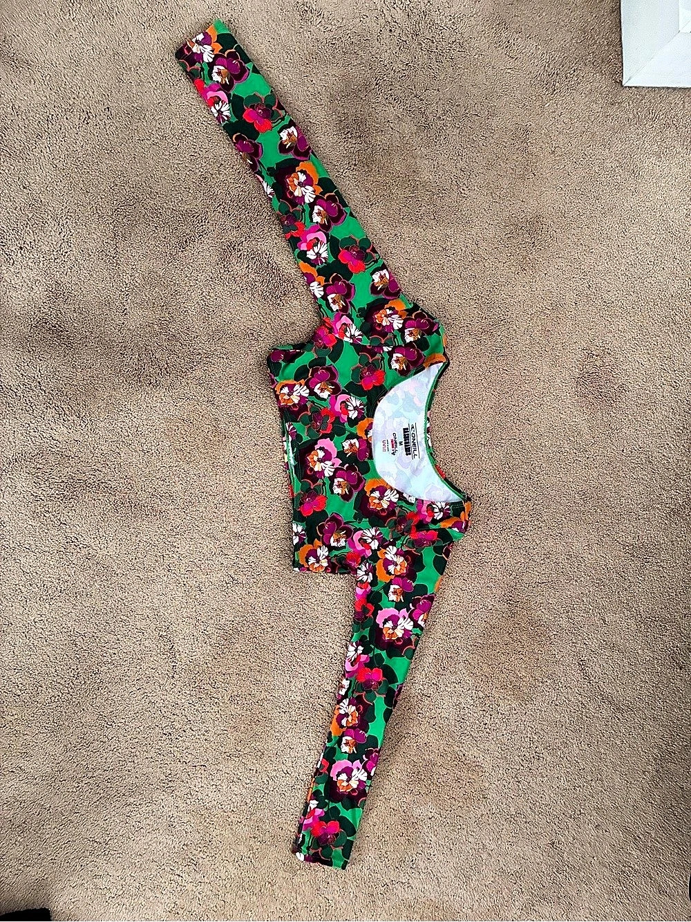 O'Neill Floral Rashguard in Green & Pink Like New